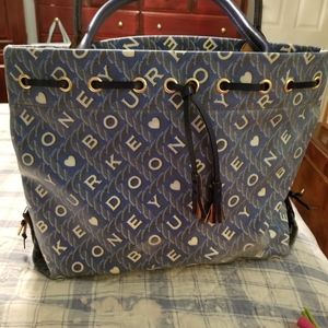 Dooney and bourke shoulder bag